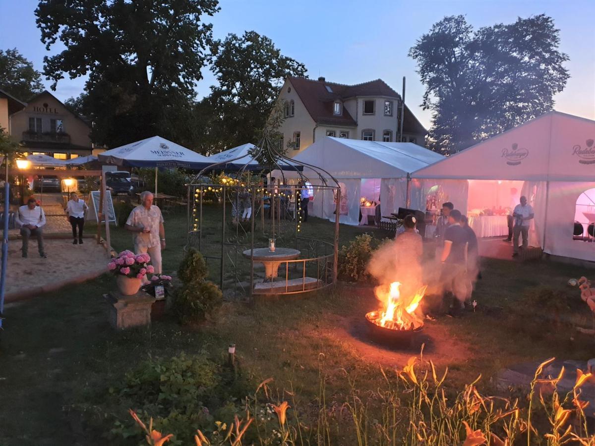 Hotel Alttolkewitzer Hof ドレスデン エクステリア 写真