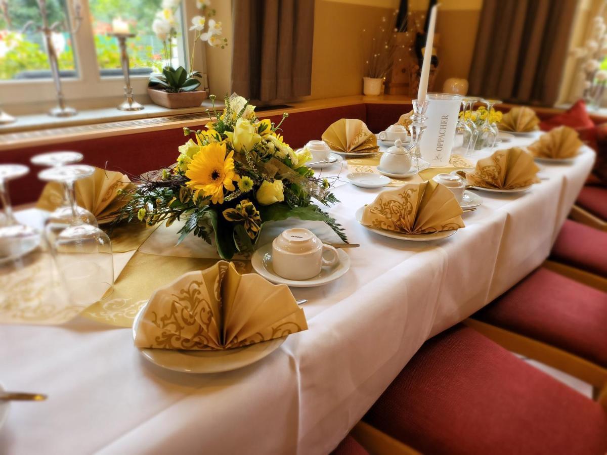 Hotel Alttolkewitzer Hof ドレスデン エクステリア 写真