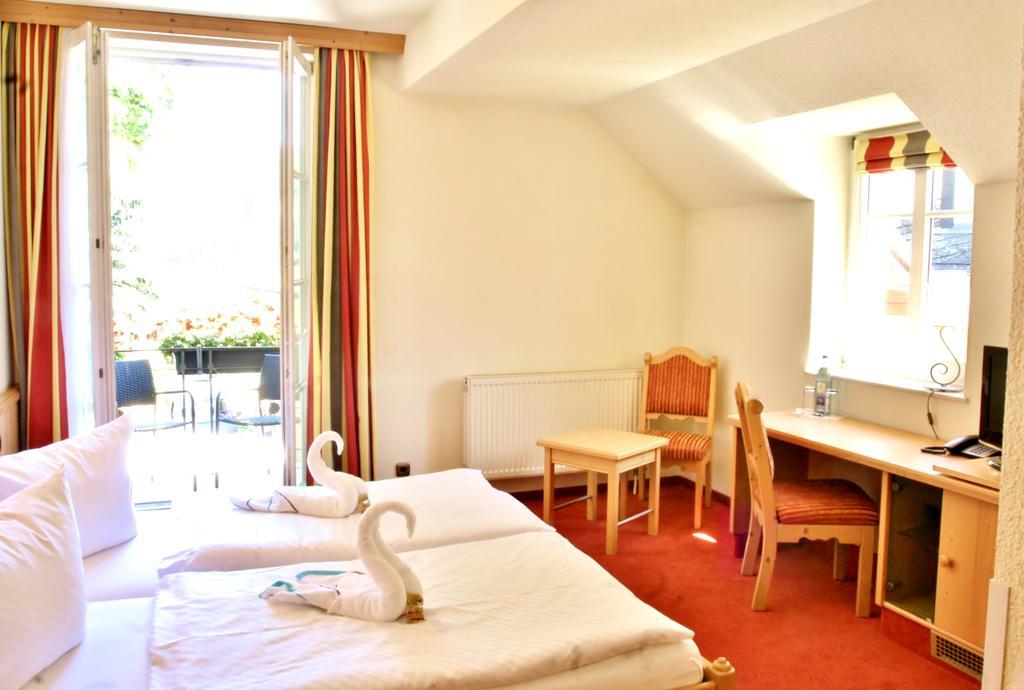 Hotel Alttolkewitzer Hof ドレスデン エクステリア 写真