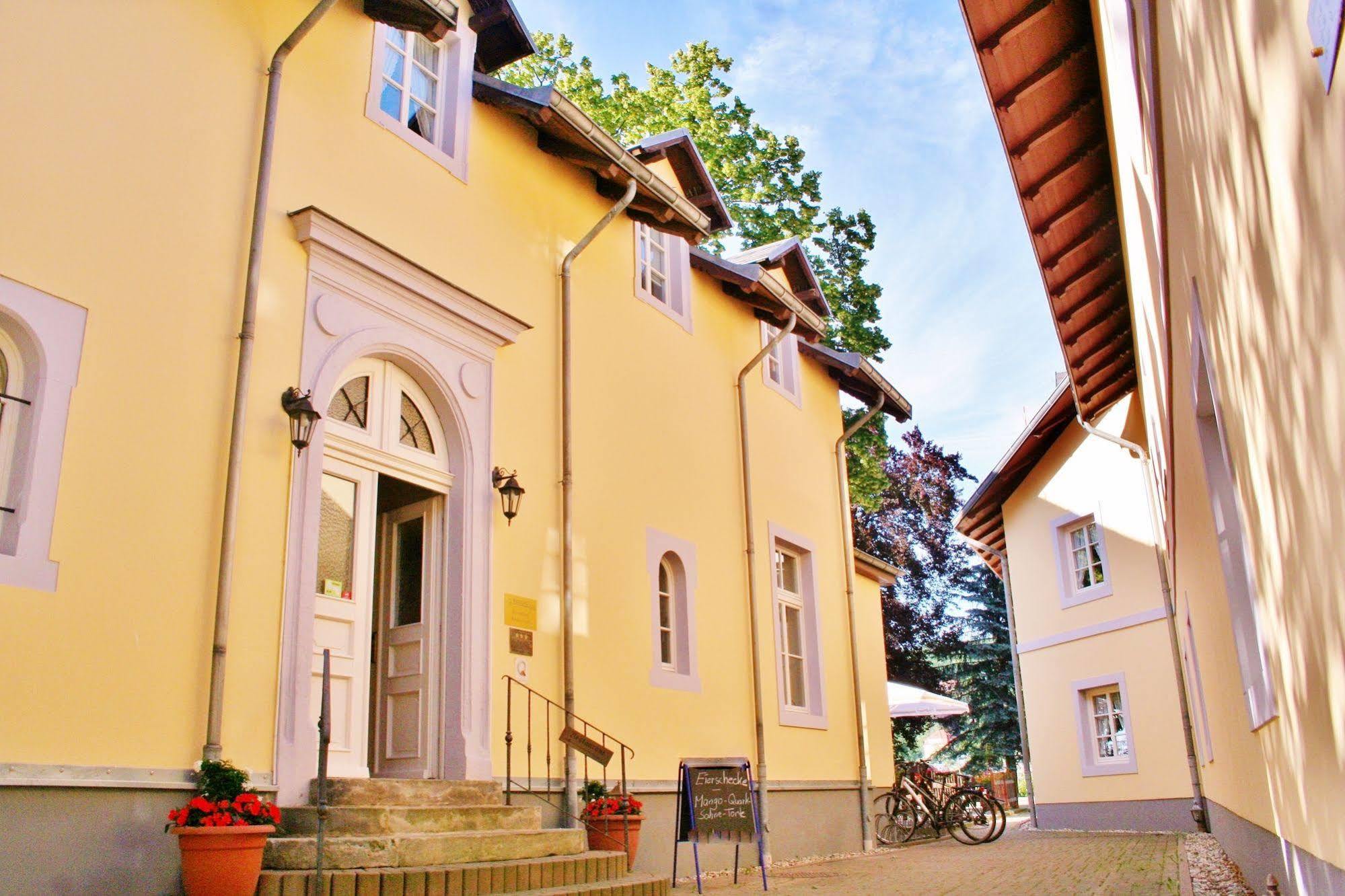 Hotel Alttolkewitzer Hof ドレスデン エクステリア 写真